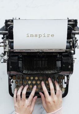 في وحدة من طالباتي